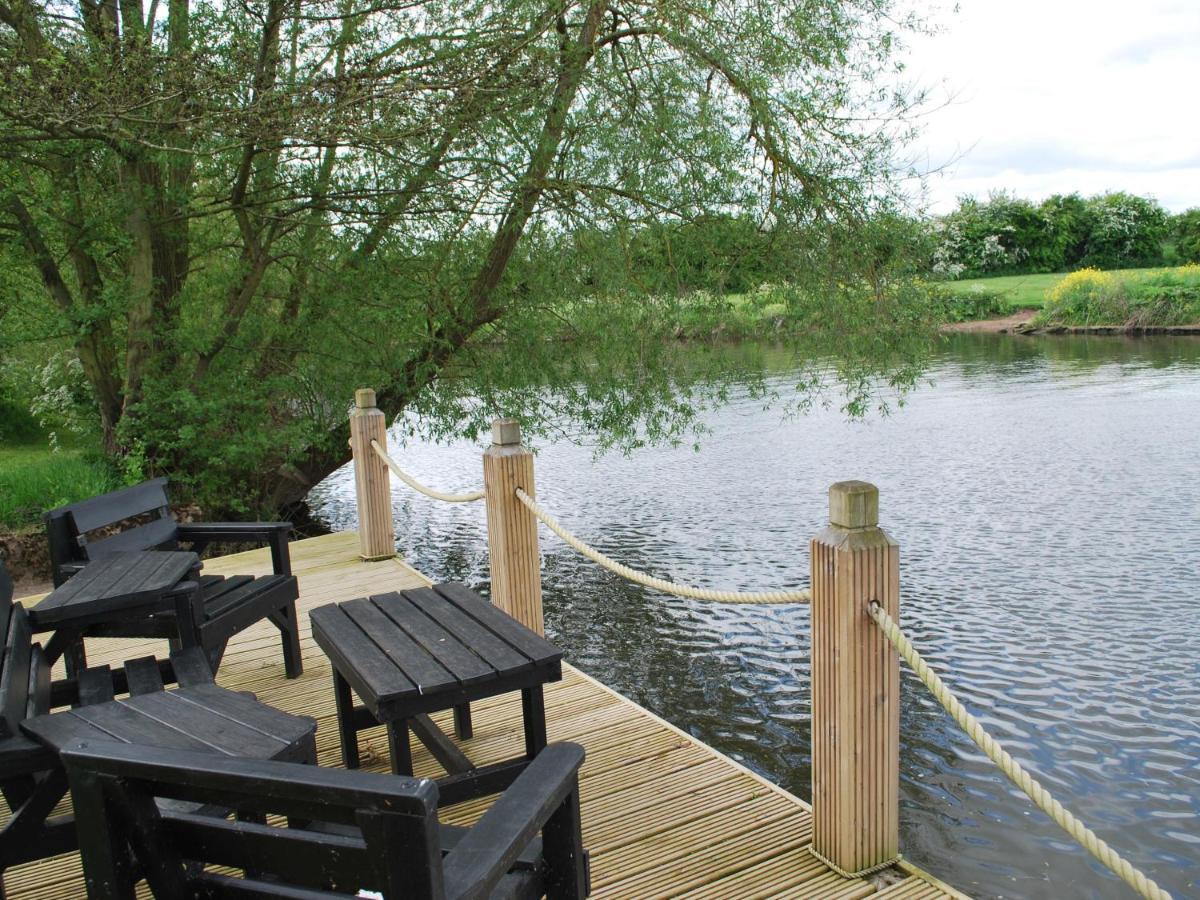 The Waters Edge Guest House Стретфорд-на-Ейвоні Екстер'єр фото